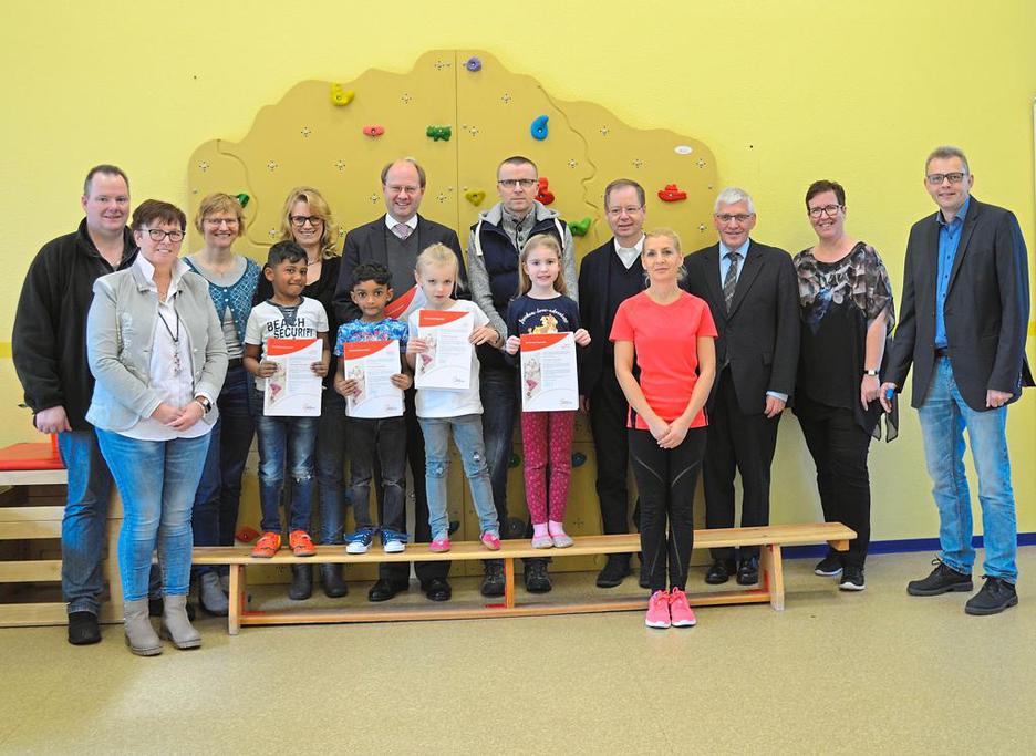 Projekt Kindergarten in Bewegung Einstieg in die Welt des Sports